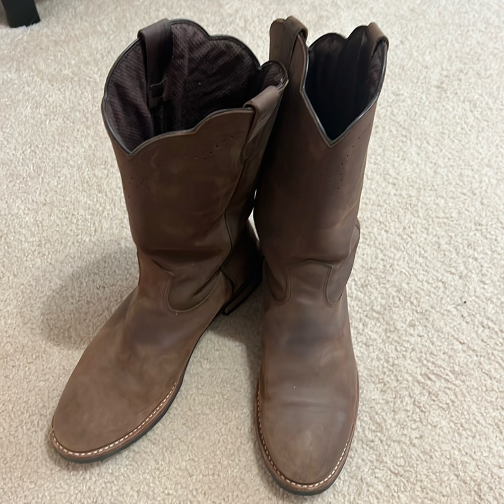 Redhead boots